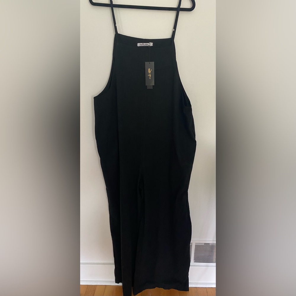 Black Sleeveless Jumpsuit